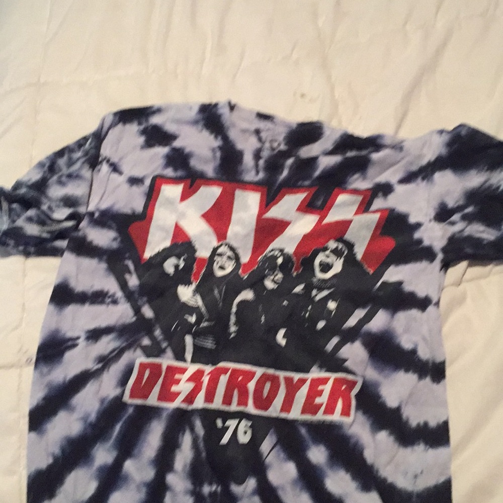 Short sleeve kiss tshirt